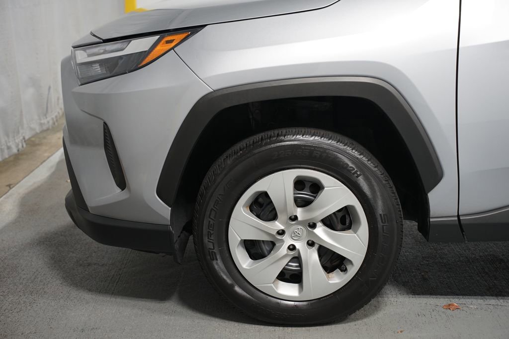 Certified 2023 Toyota RAV4 LE image 5