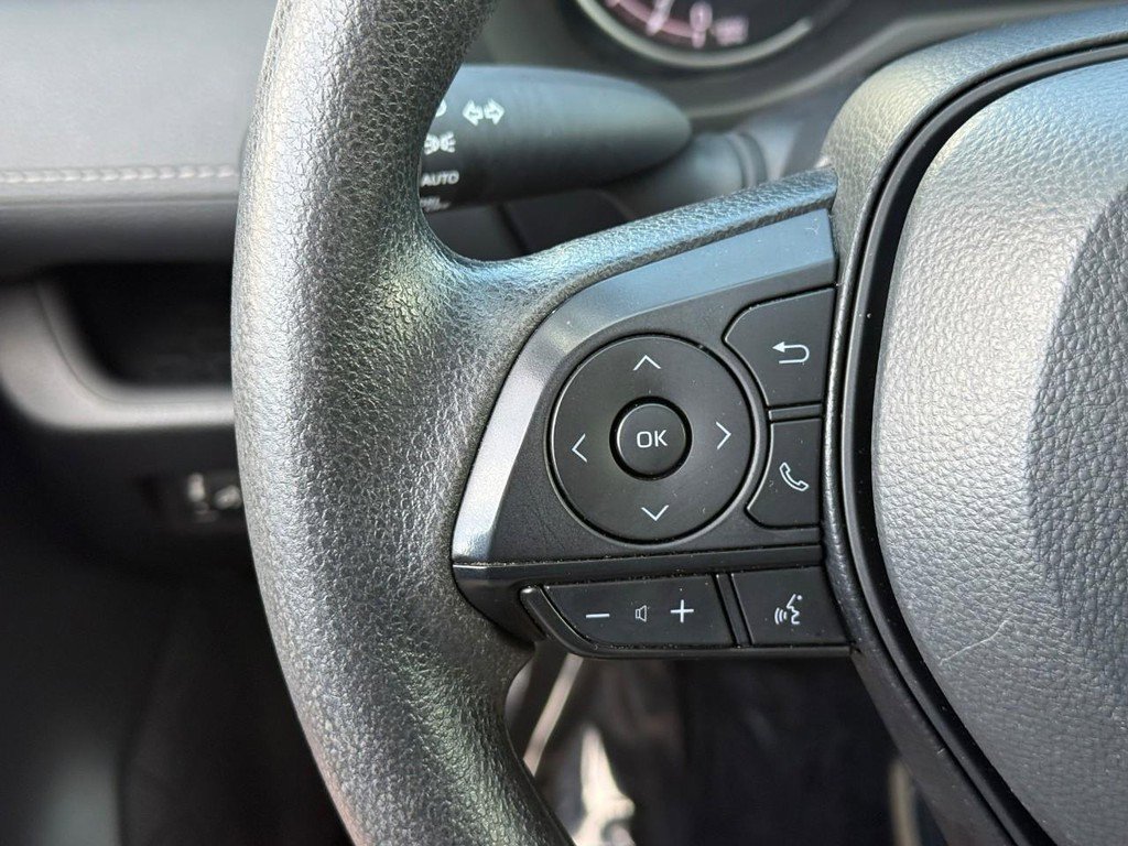 Certified 2024 Toyota RAV4 XLE image 21