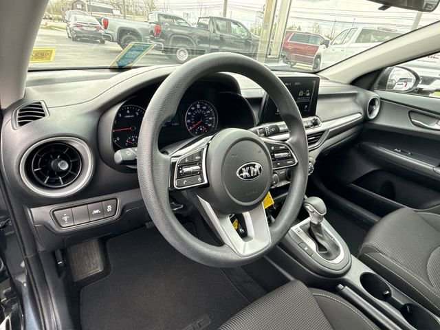 Used 2020 Kia Forte LXS FWD image 10