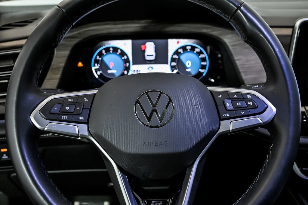 Certified 2025 Volkswagen Atlas SEL Premium R-Line AWD/4WD image 20