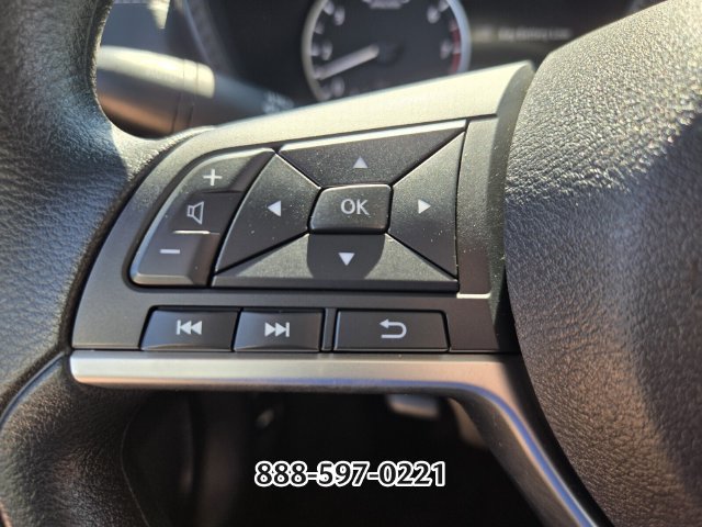Used 2024 Nissan Sentra SV FWD image 28