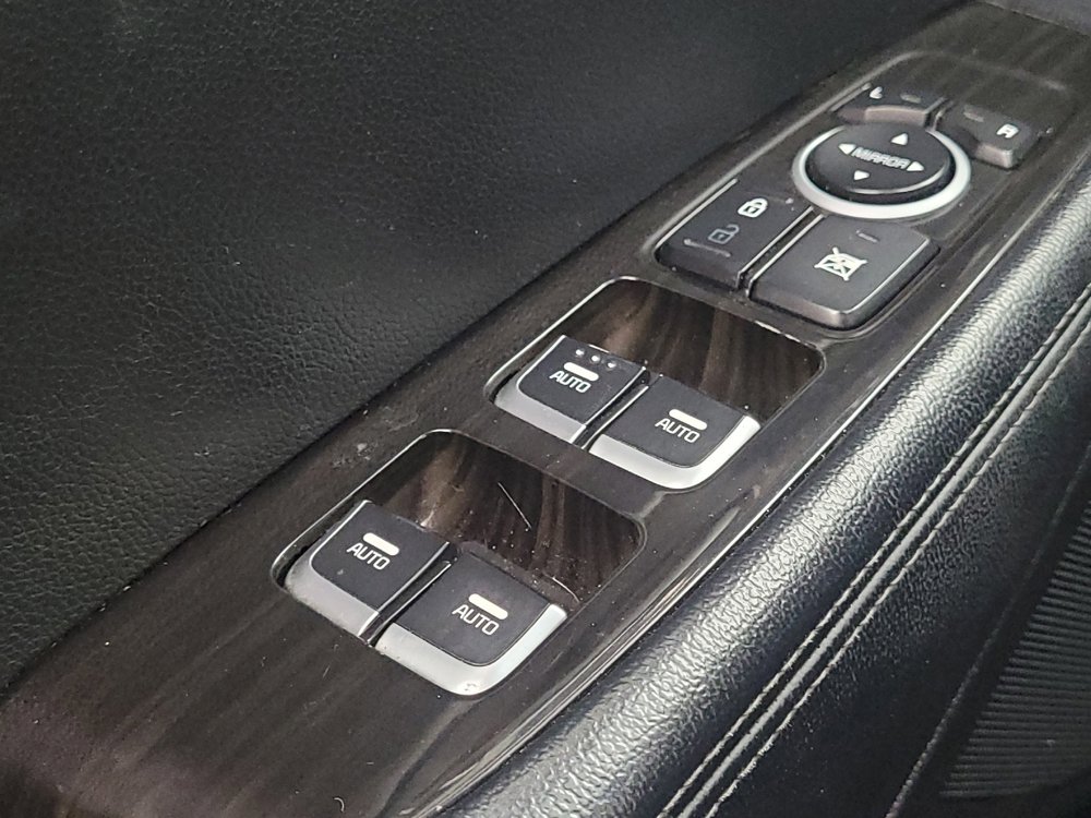 Used 2019 Kia Sorento AWD V6 image 27