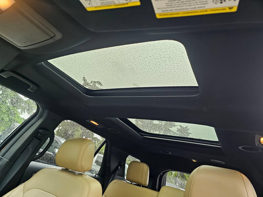 Used 2016 Ford Explorer XLT w/ Equipment Group 202A AWD/4WD image 24