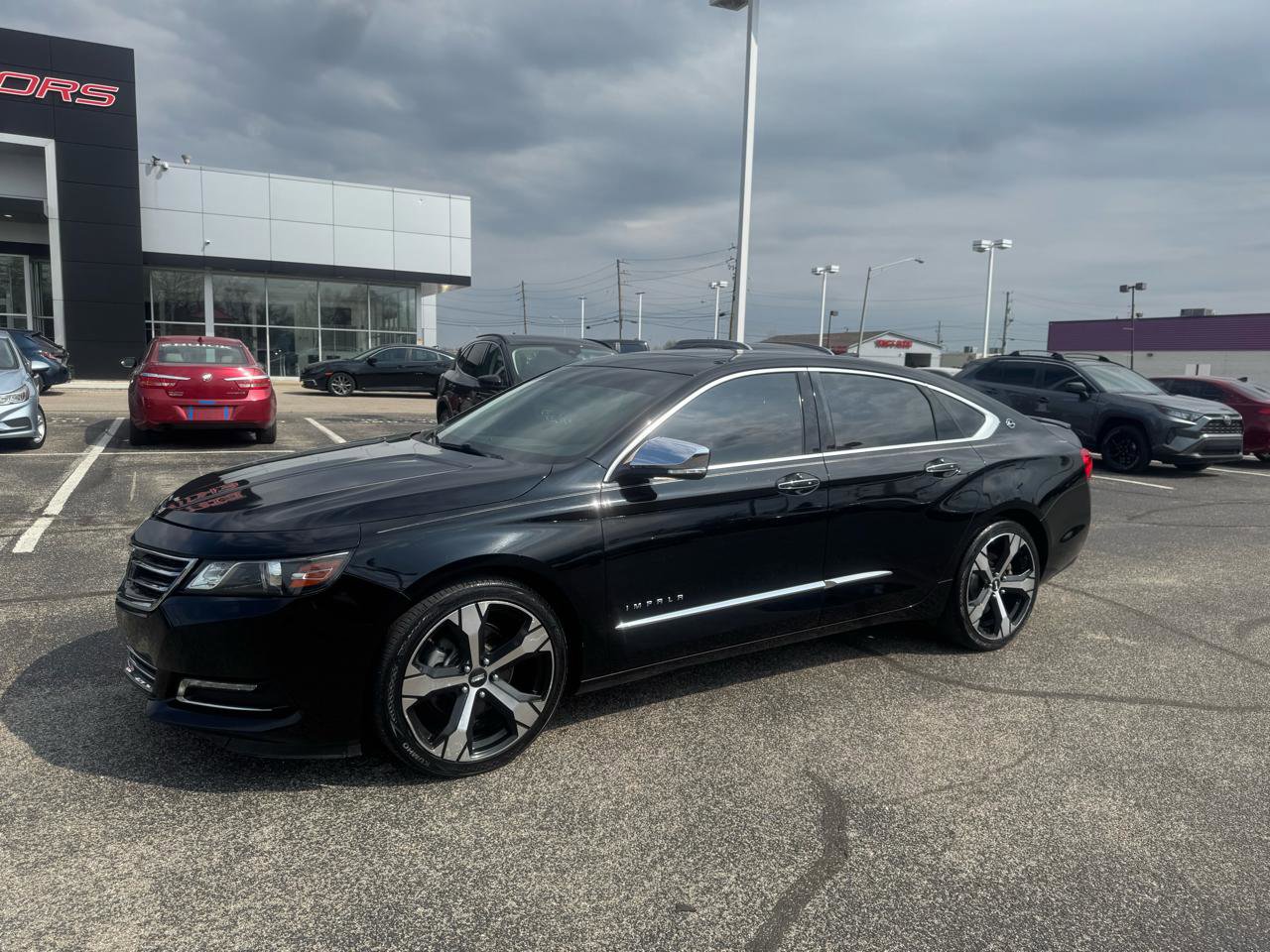 Used 2018 Chevrolet Impala Premier w/ Premier Confidence Package FWD image 12