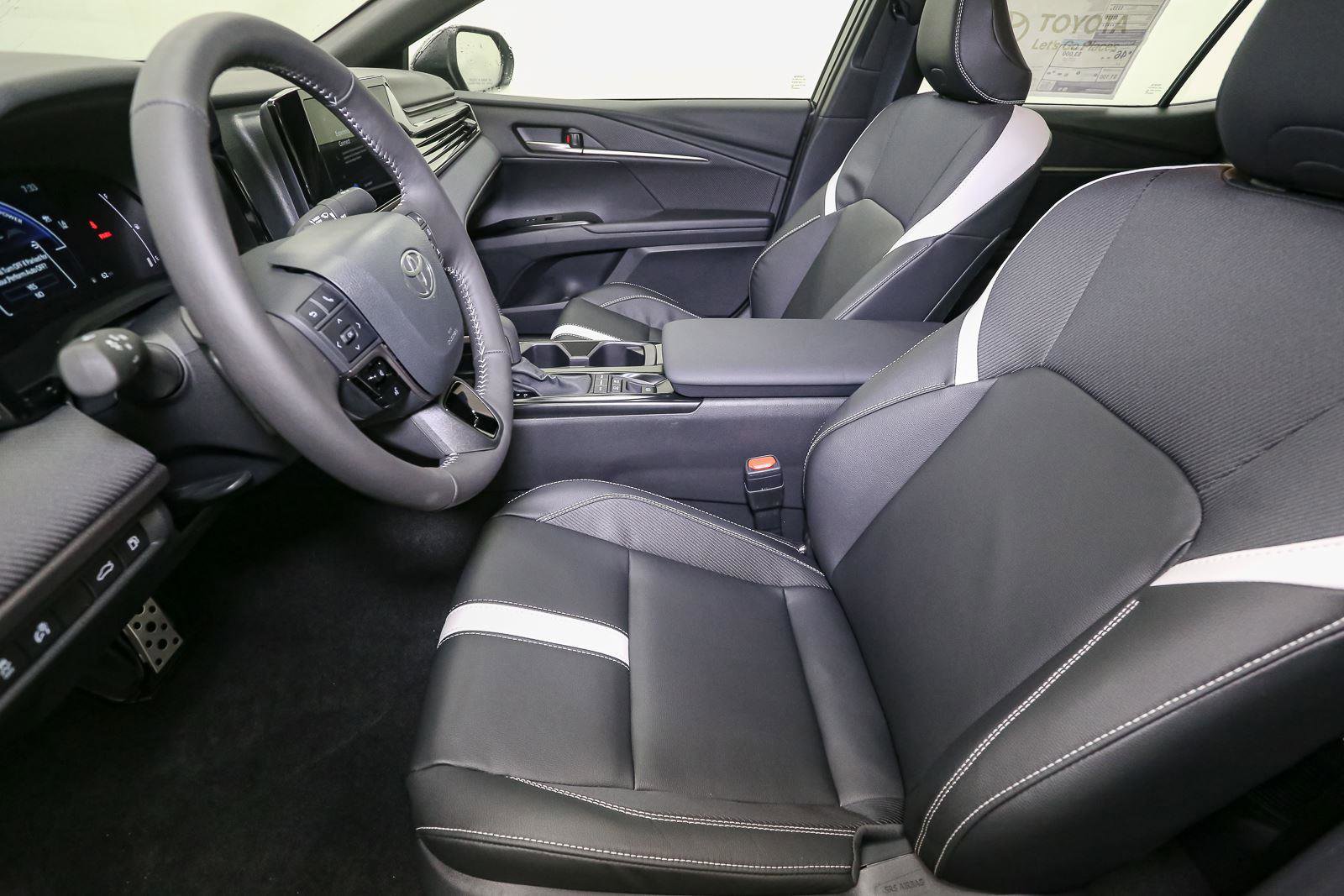 New 2026 Toyota Camry SE AWD/4WD image 23