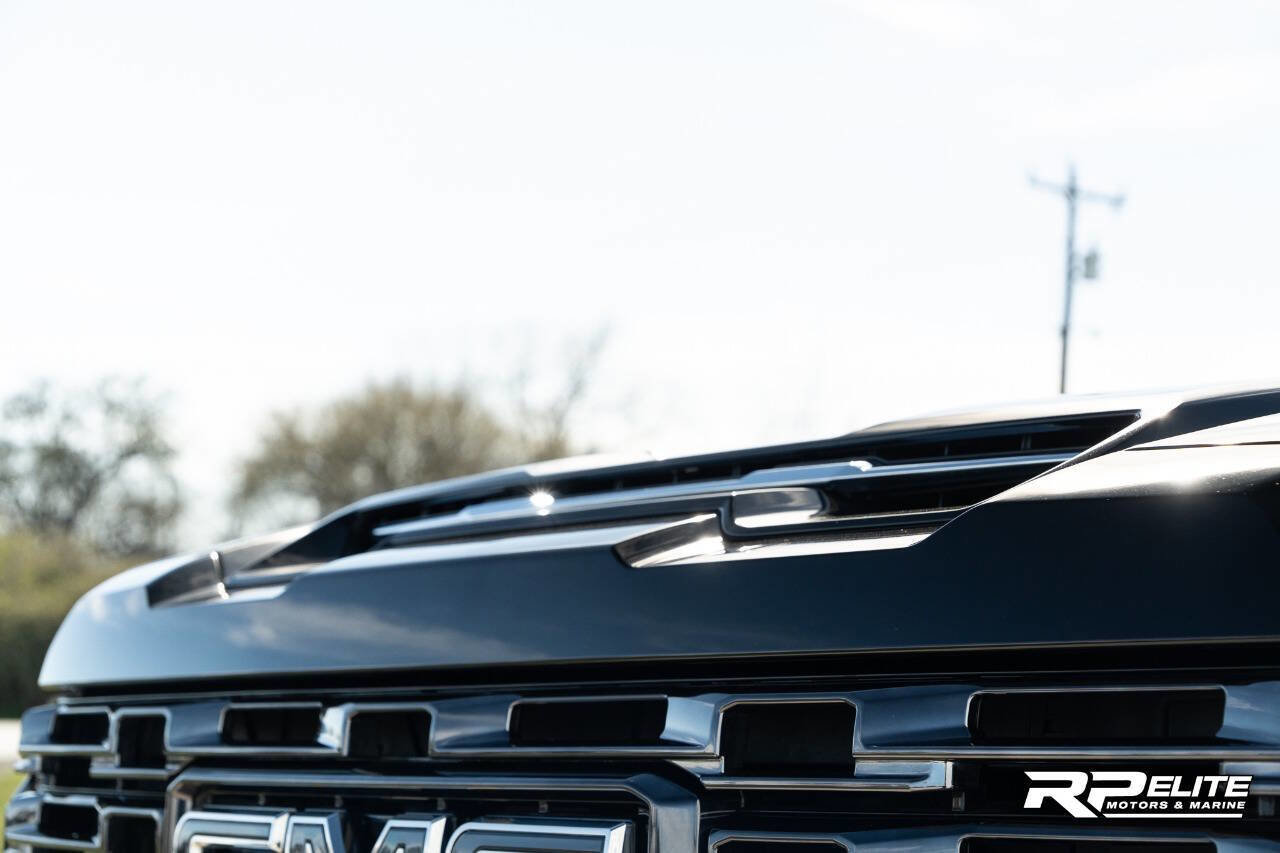 Used 2025 GMC Sierra 2500 Denali Ultimate image 23