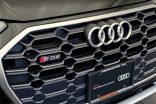 Certified 2022 Audi SQ5 Premium image 30