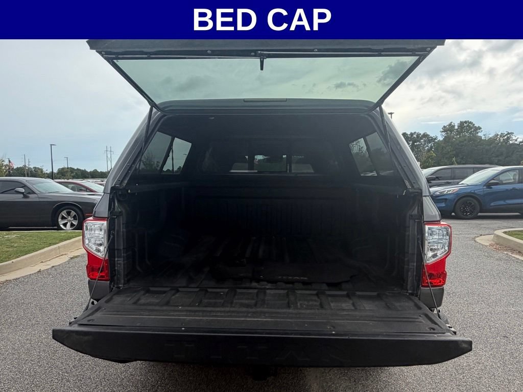 Used 2021 Nissan Titan SV w/ SV Convenience Package RWD image 11