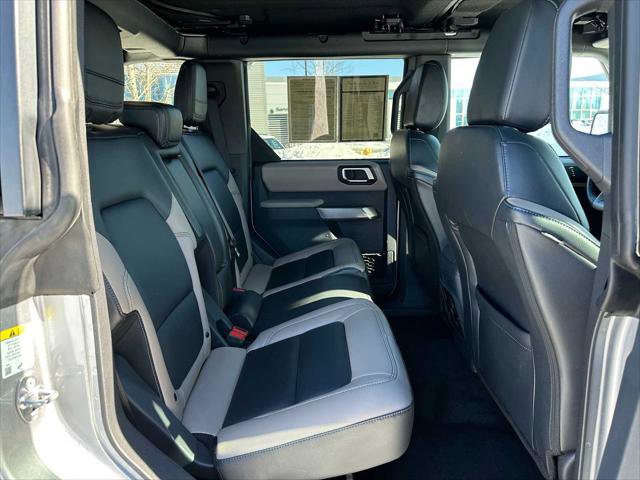 Used 2023 Ford Bronco Wildtrak image 12