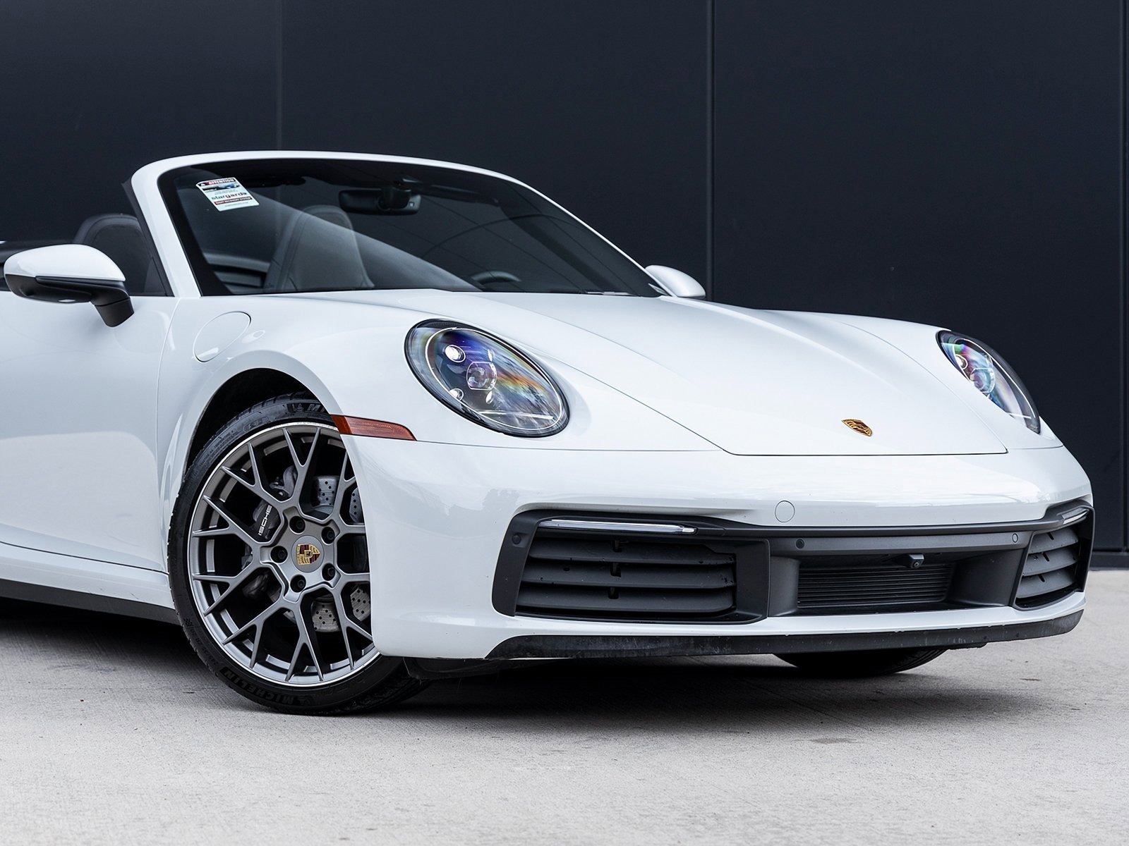 Certified 2022 Porsche 911 Carrera image 9