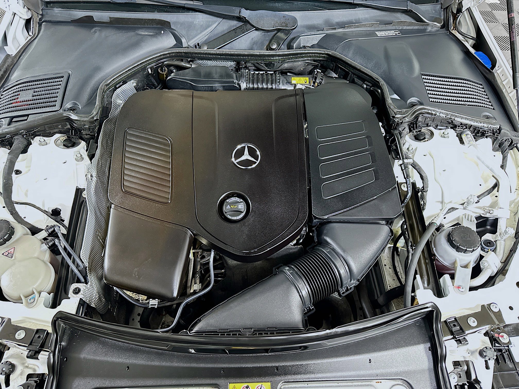 Used 2024 Mercedes-Benz C 300 4MATIC Sedan image 33