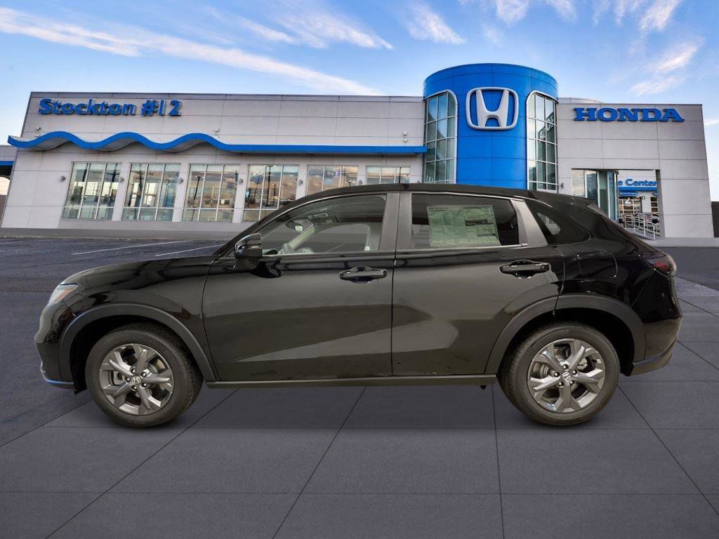 New 2026 Honda HR-V LX image 2