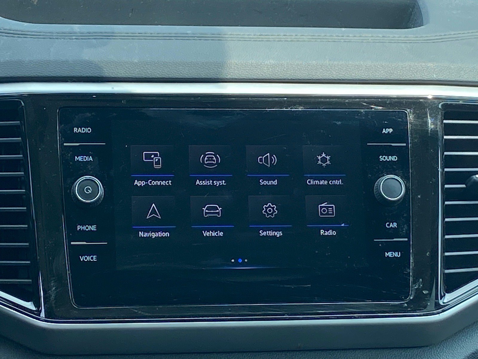 Certified 2023 Volkswagen Atlas SE w/ Panoramic Sunroof Package AWD/4WD image 8