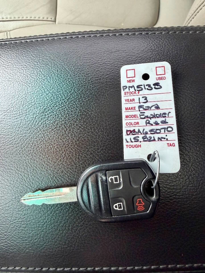 Used 2013 Ford Explorer XLT AWD/4WD image 84