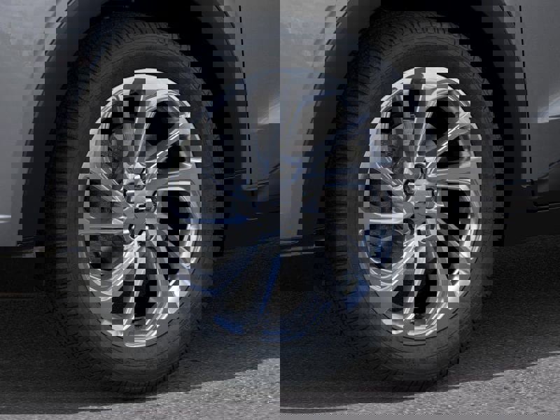 New 2027 Chevrolet Bolt LT w/ Comfort Package image 9