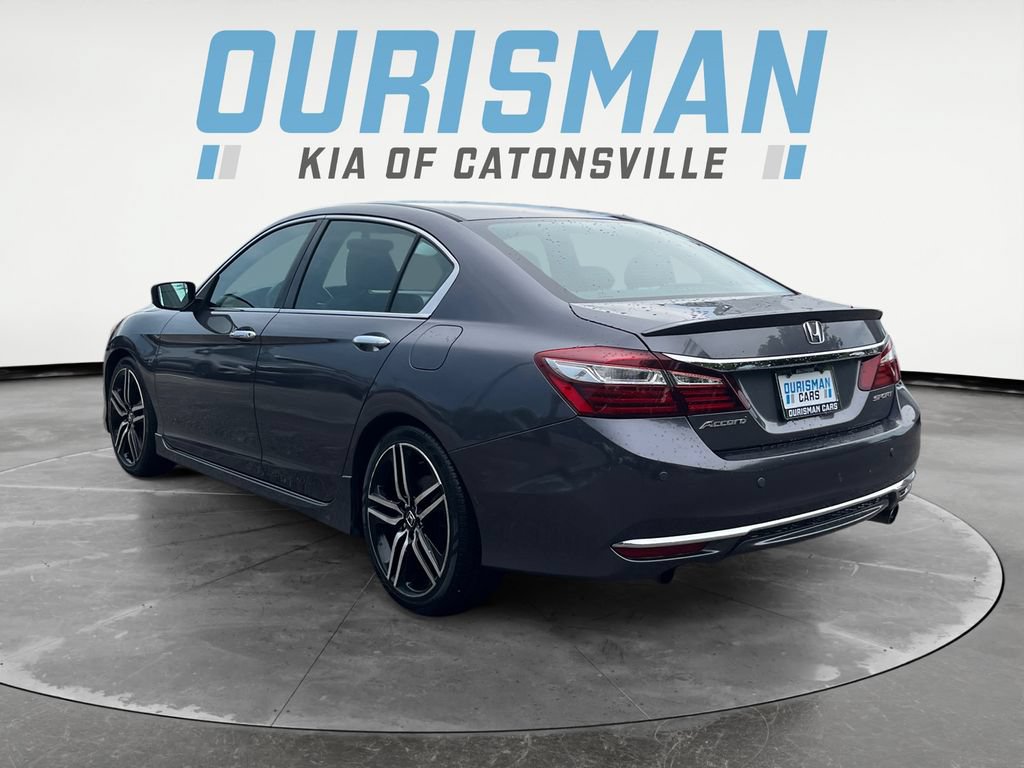 Used 2016 Honda Accord Sport image 4