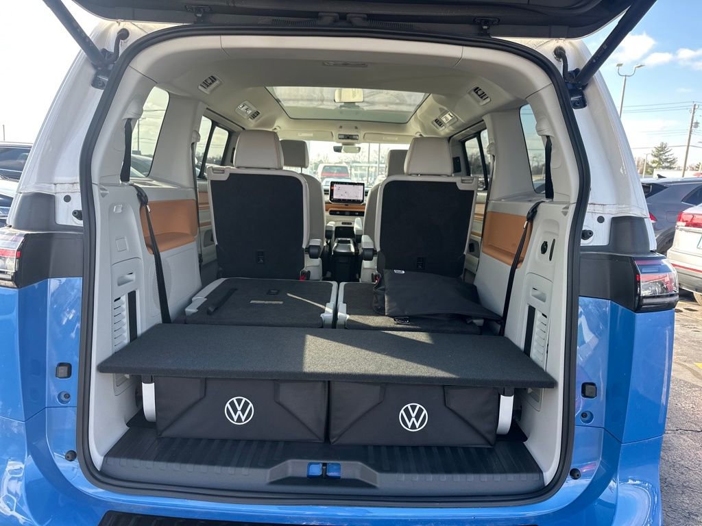New 2025 Volkswagen ID. Buzz 1st Edition image 25