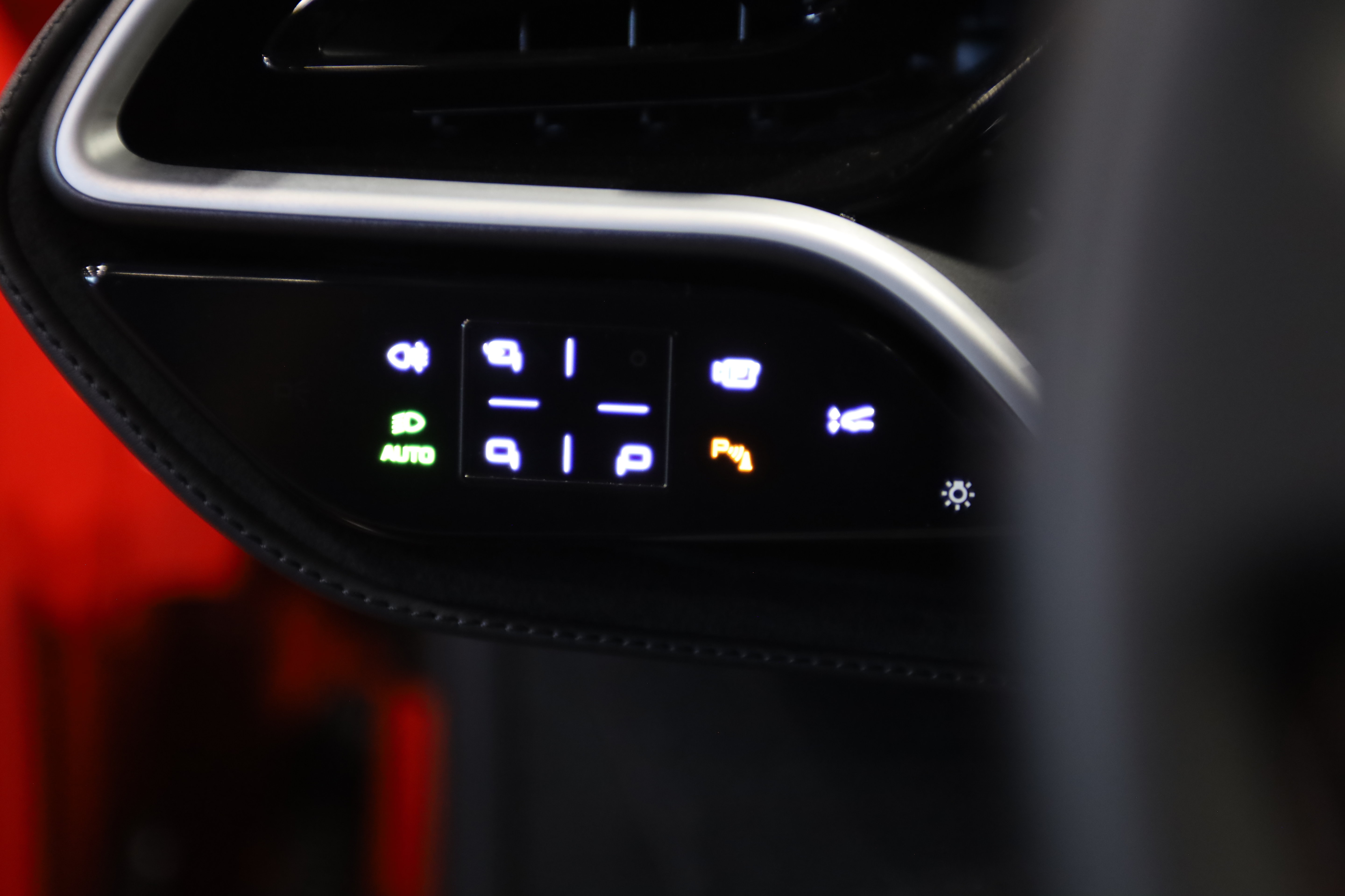Used 2025 Ferrari 296 GTB RWD image 17