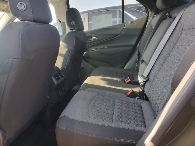 Used 2023 Chevrolet Equinox LT FWD image 12