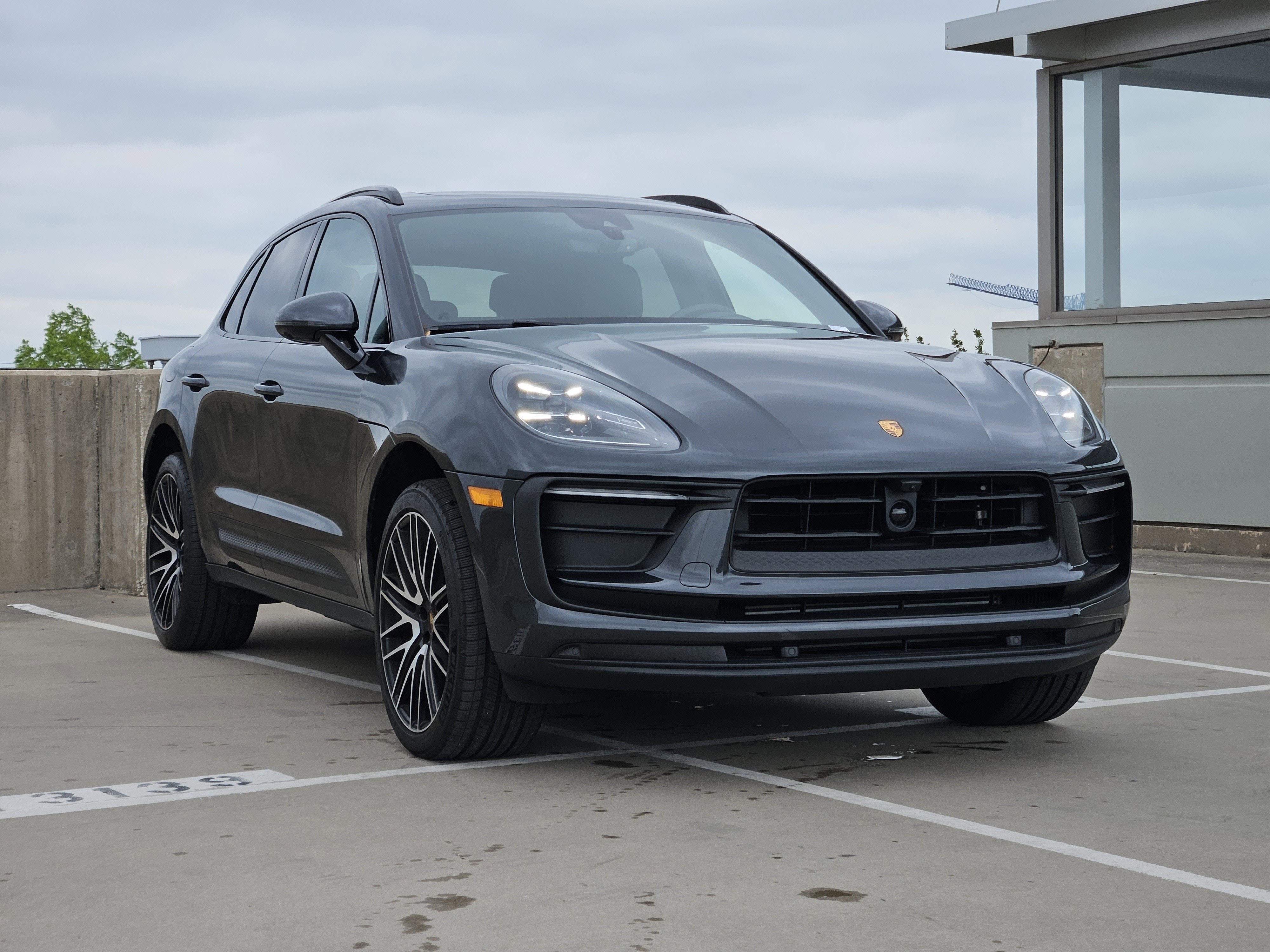 Used 2026 Porsche Macan image 10
