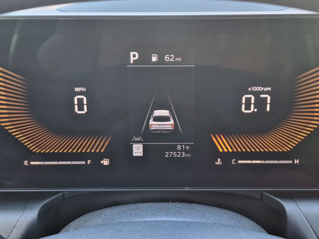 Used 2025 Kia K4 LXS image 17