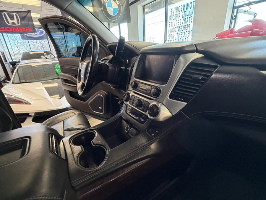 Used 2019 GMC Yukon SLT w/ Graphite Performance Edition image 44
