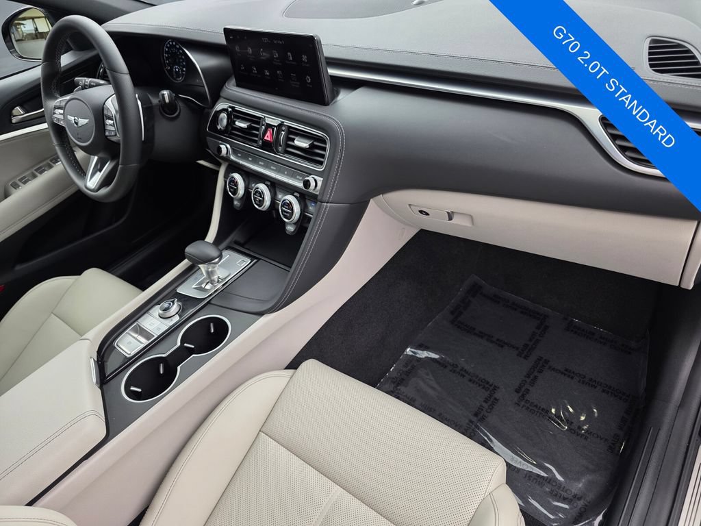 Used 2023 Genesis G70 2.0T RWD image 32