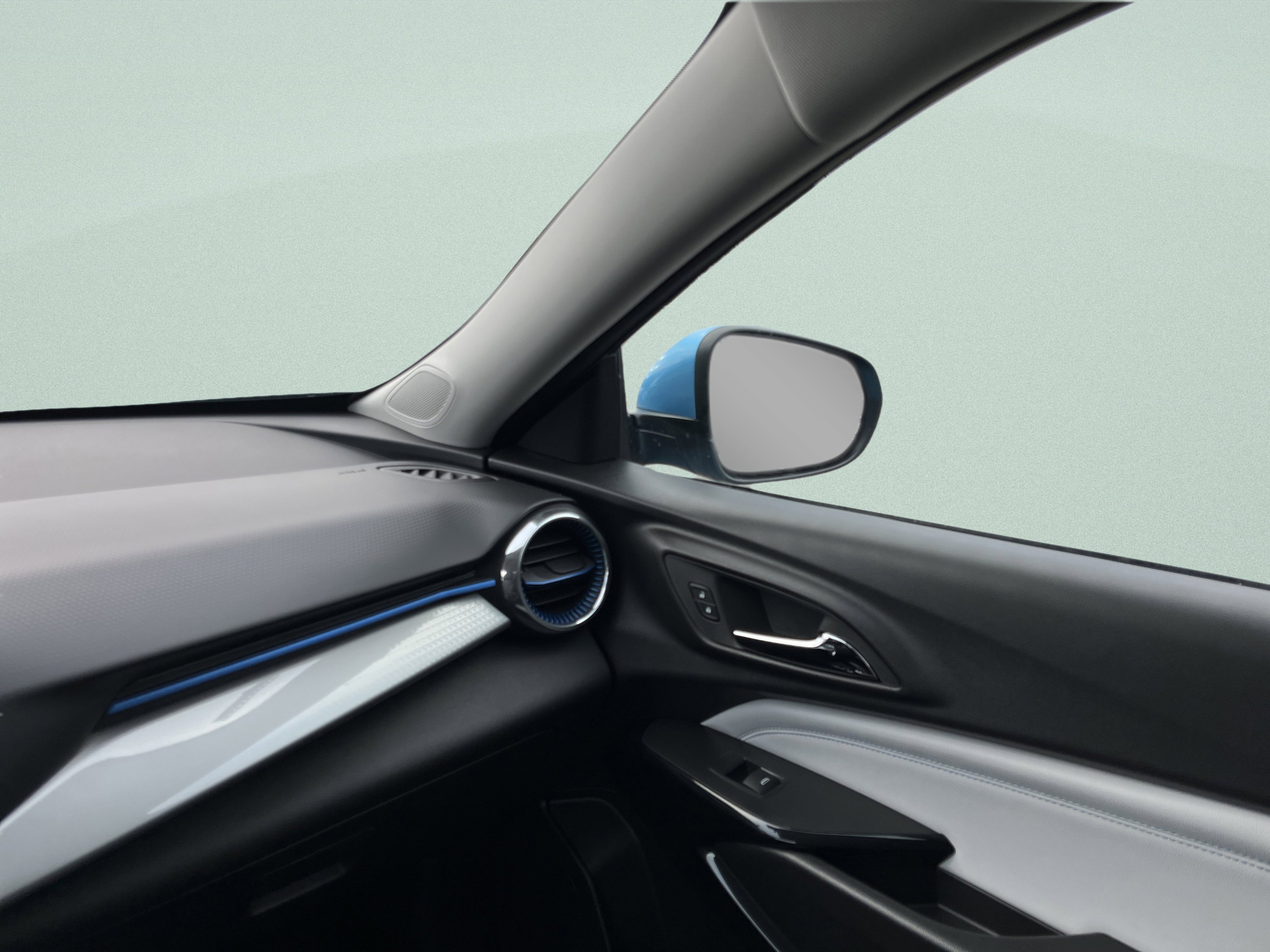 New 2026 Chevrolet Trax LT w/ Sunroof Package image 29