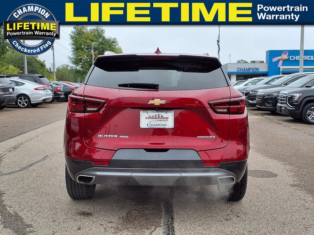 Used 2025 Chevrolet Blazer Premier w/ LPO, Floor Liner Package AWD/4WD image 6