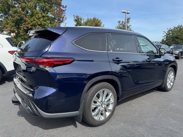 Used 2021 Toyota Highlander Limited AWD/4WD image 22