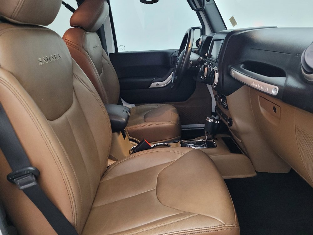 Used 2017 Jeep Wrangler Unlimited Sahara w/ Mopar Chrome Edition Group image 21