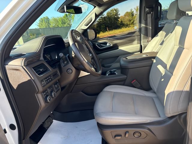 Used 2022 Chevrolet Tahoe Z71 w/ Z71 Off-Road Package AWD/4WD image 8