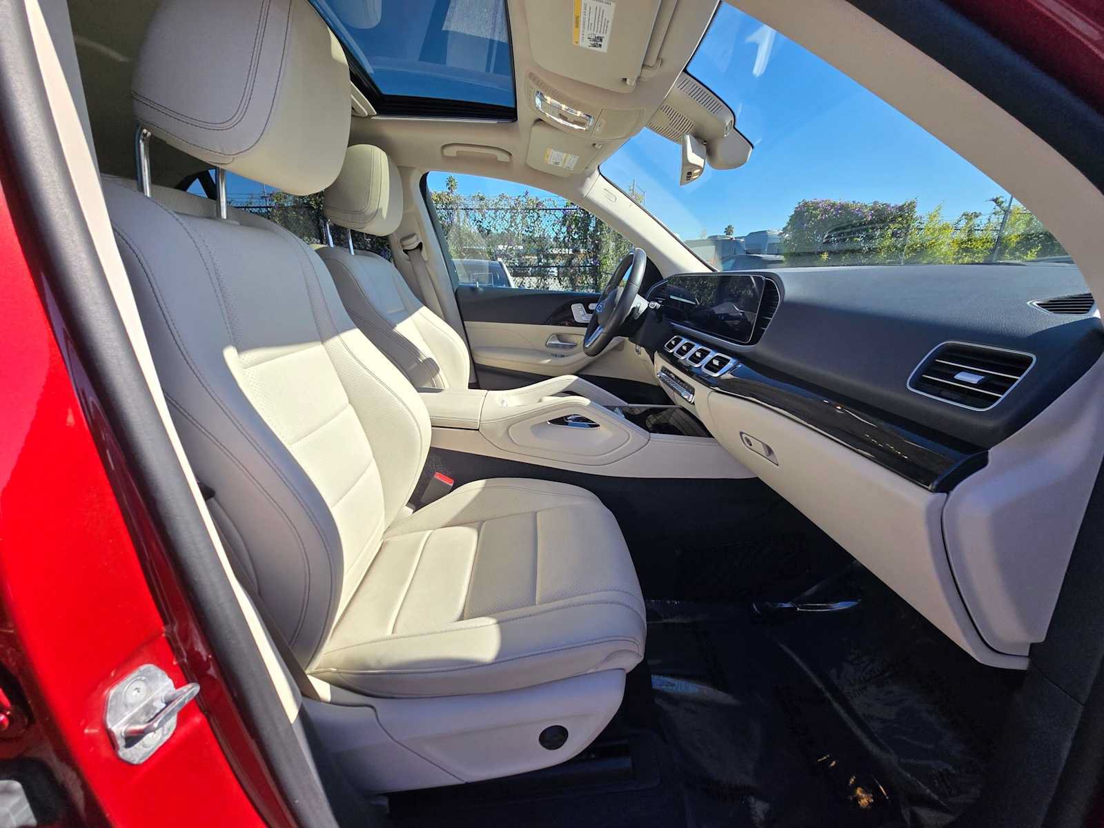 Used 2020 Mercedes-Benz GLE 350 4MATIC image 11