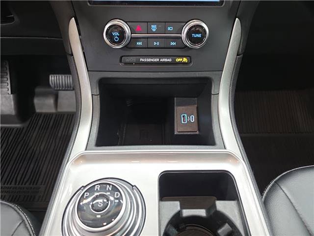 Certified 2024 Ford Edge SEL w/ Convenience Package AWD/4WD image 11