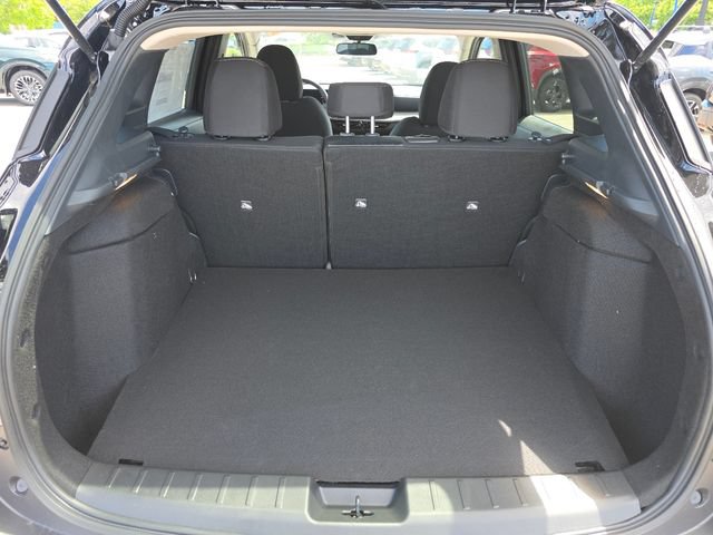 New 2026 Nissan Kicks SV w/ Cold Weather Package AWD/4WD image 18