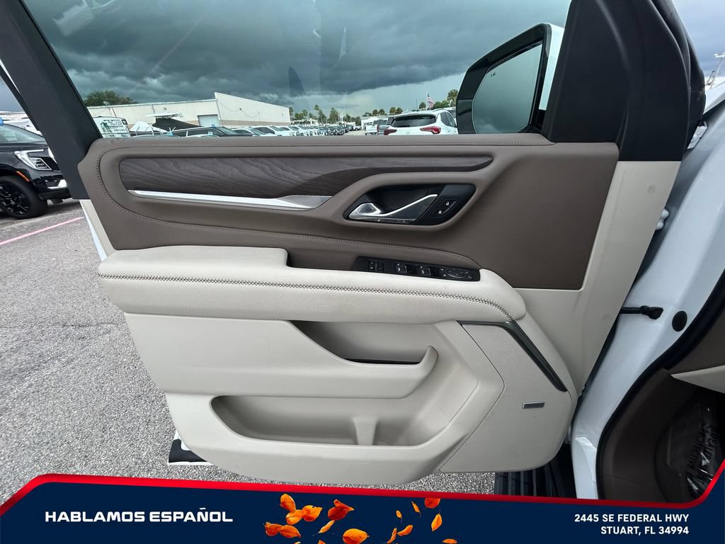 Used 2021 GMC Yukon XL Denali w/ Denali Premium Package RWD image 23