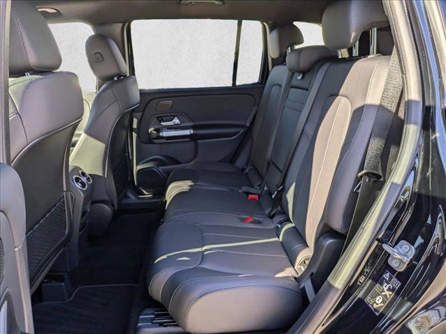 Certified 2025 Mercedes-Benz GLB 250 4MATIC image 18
