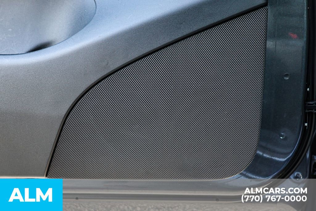 Used 2021 Tesla Model Y Long Range image 45