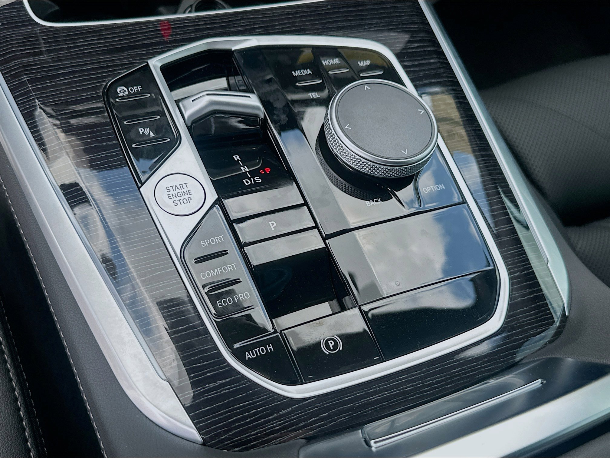 New 2026 BMW X5 sDrive40i w/ M Sport Package image 14