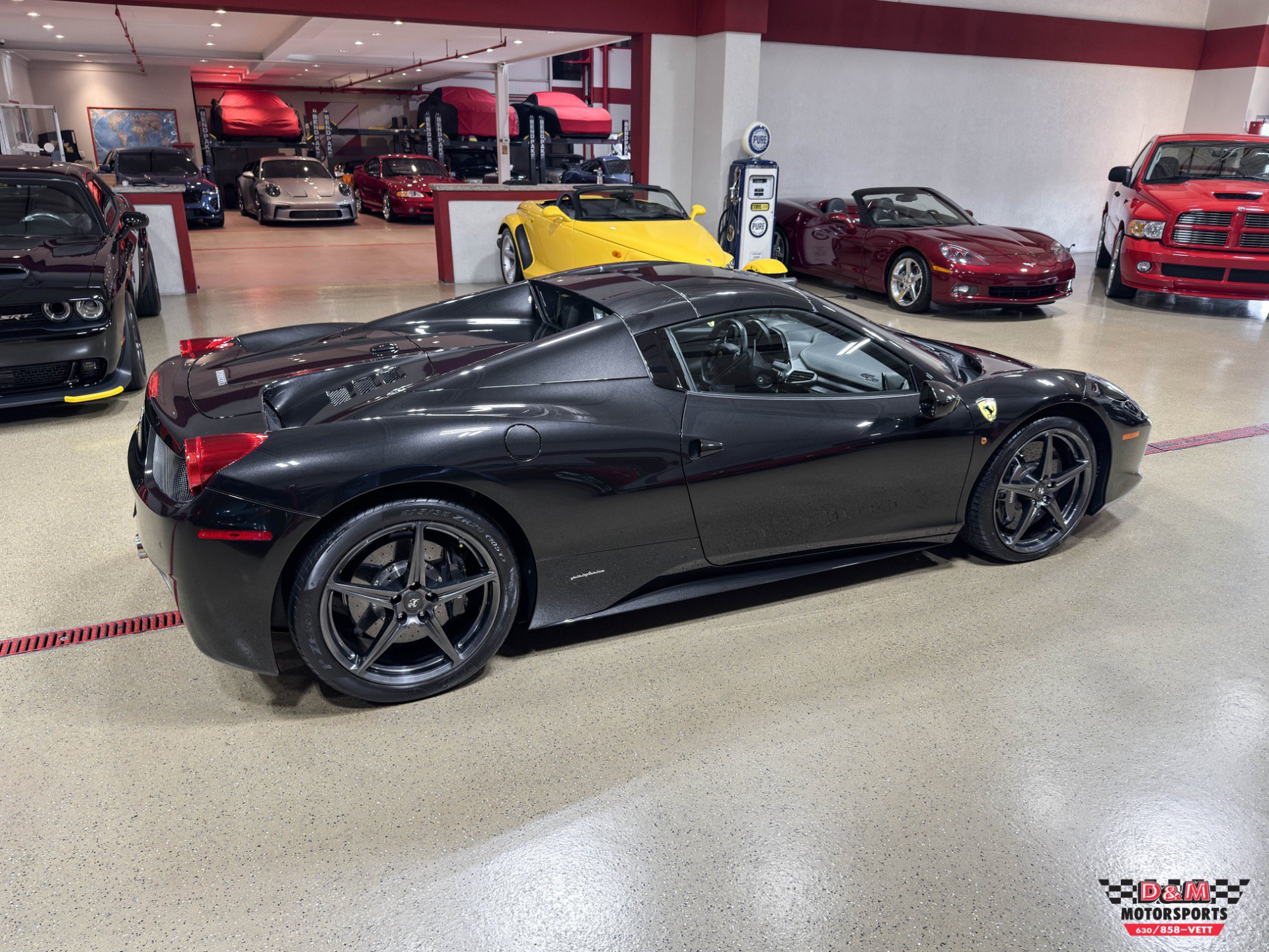 Used 2013 Ferrari 458 Spider RWD image 50