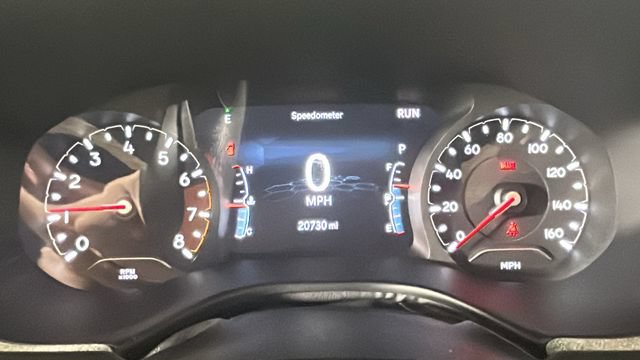 Used 2024 Jeep Compass Latitude w/ Sun and Sound Group AWD/4WD image 16