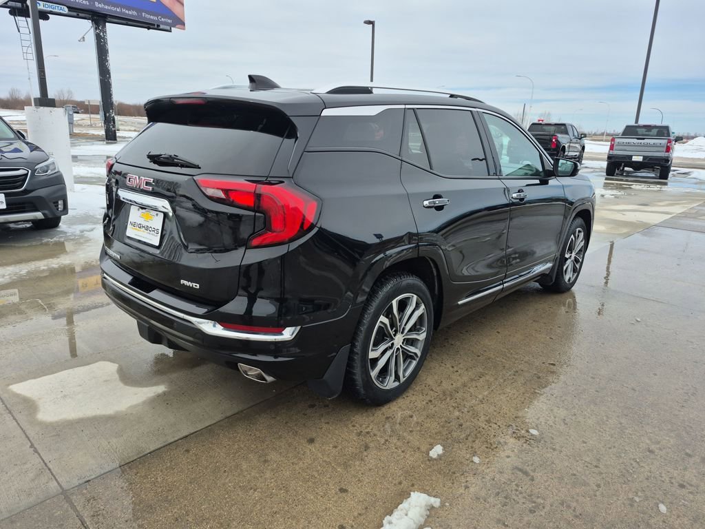 Used 2020 GMC Terrain Denali w/ Denali Premium Package image 5