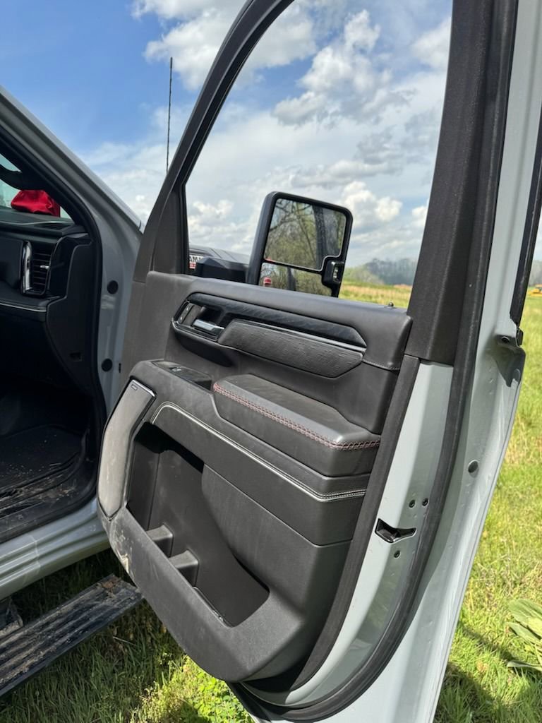 Certified 2024 GMC Sierra 2500 AT4X AWD/4WD image 12