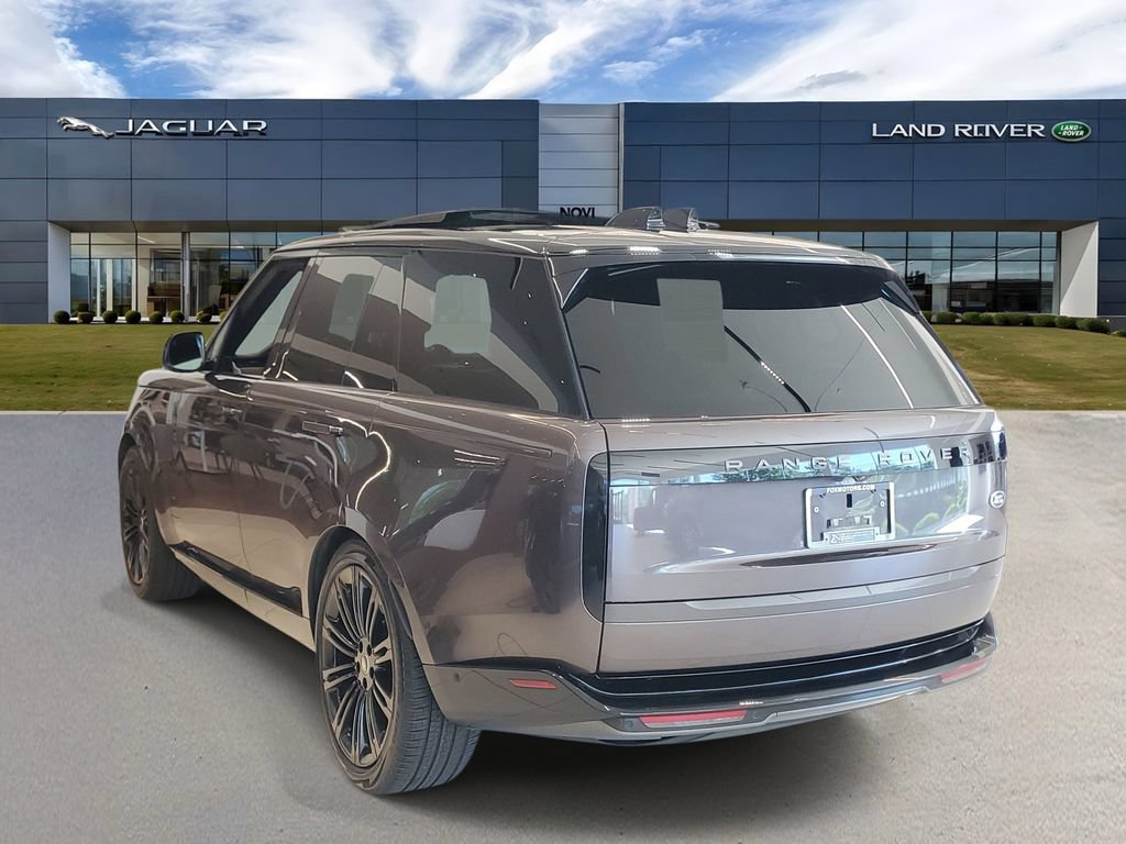 Used 2023 Land Rover Range Rover SE AWD/4WD image 4