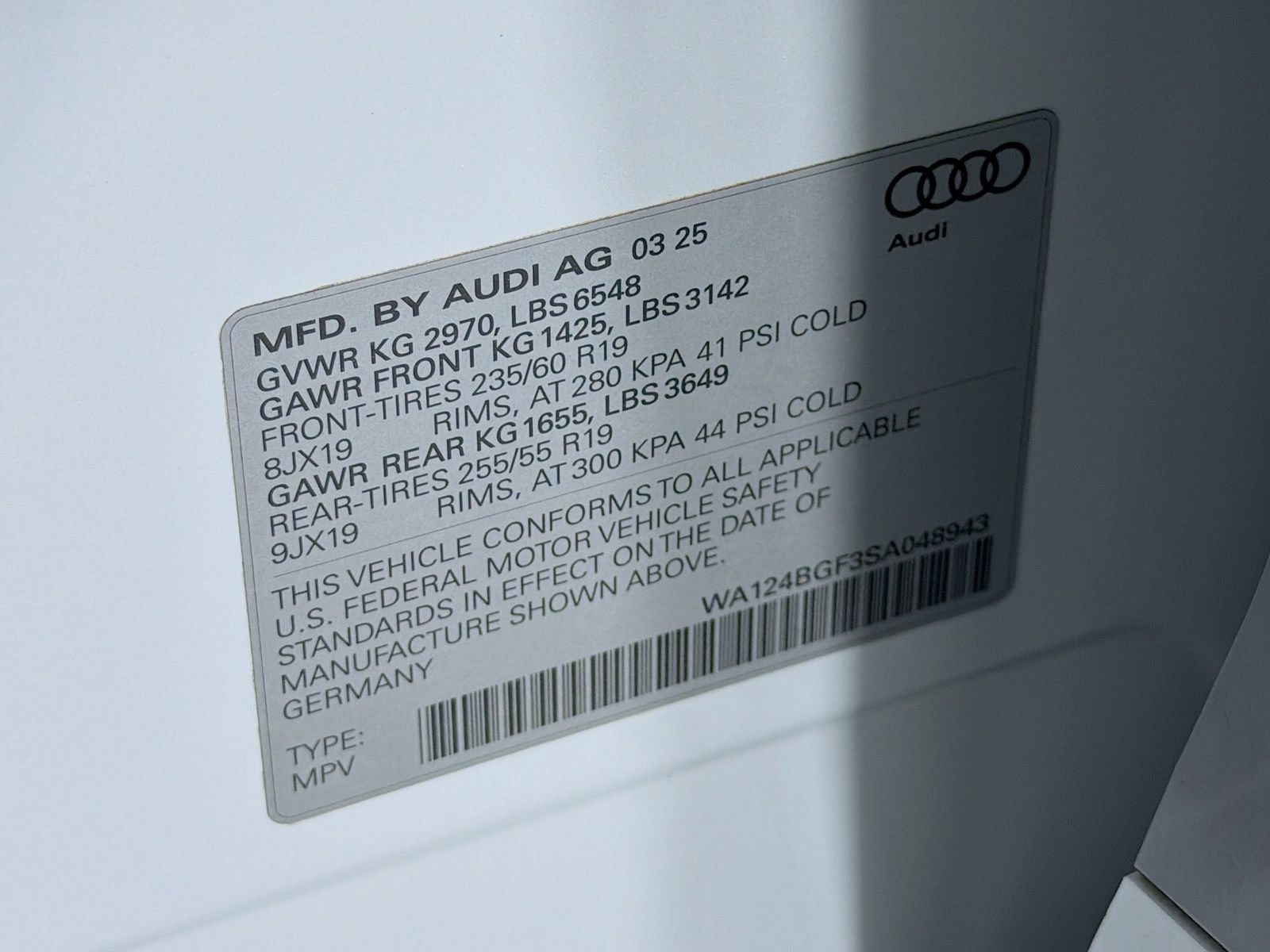 Certified 2025 Audi Q6 e-tron Premium Plus w/ Premium Plus AWD/4WD image 33