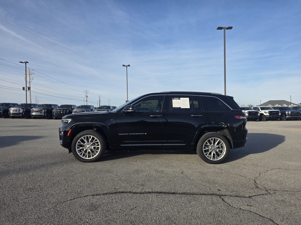 Used 2022 Jeep Grand Cherokee Summit w/ Advanced Protech Group IV image 4