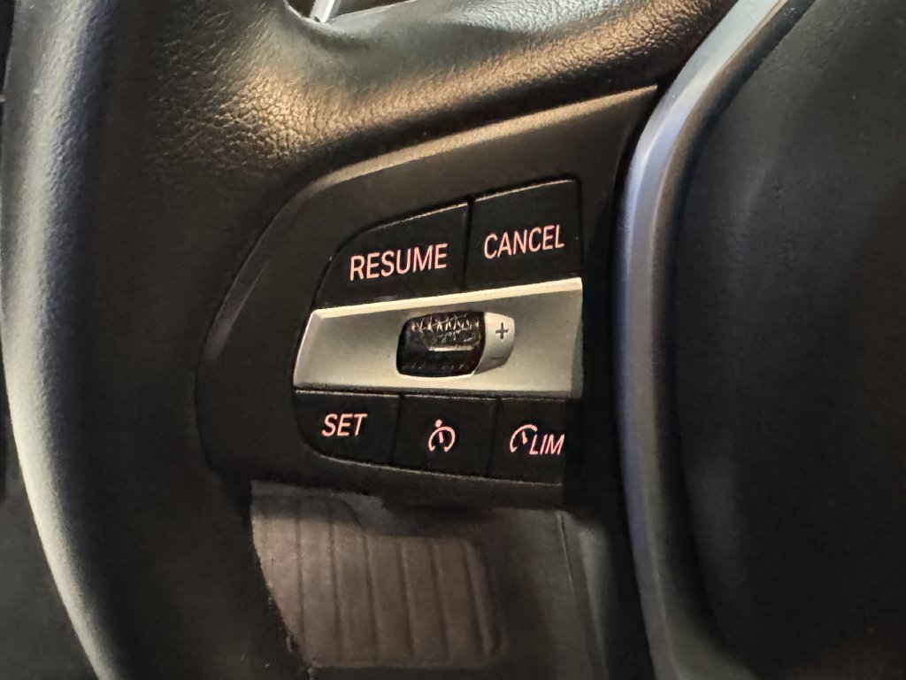 Used 2022 BMW X3 xDrive30i AWD/4WD image 5
