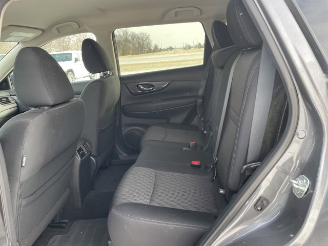 Used 2019 Nissan Rogue SV image 13