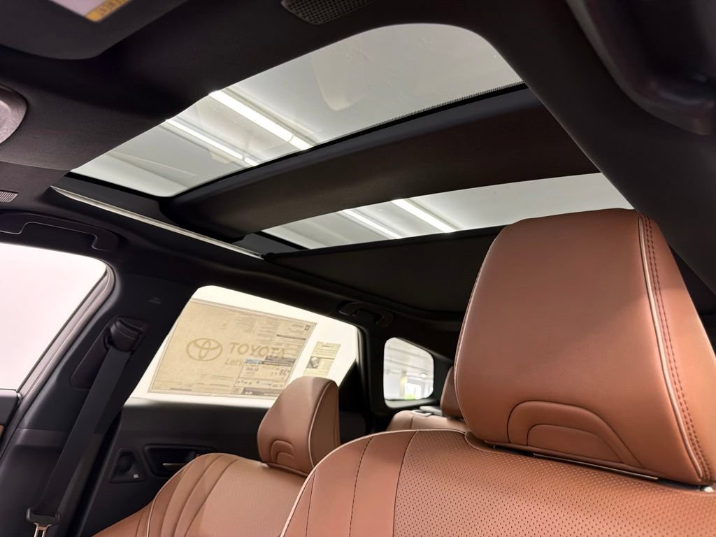 New 2026 Toyota Crown Signia AWD/4WD image 21