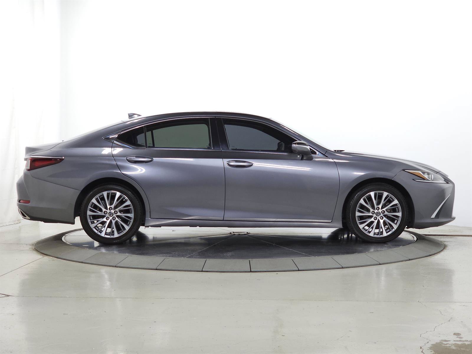 Used 2019 Lexus ES 350 w/ Premium Package FWD image 9